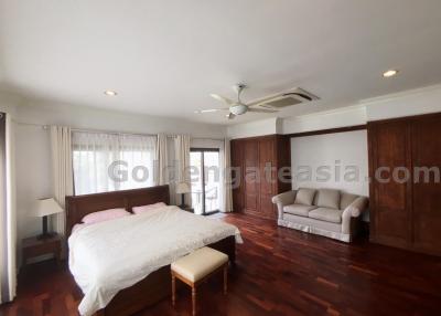 3-Bedrooms Apartment - Sathorn Close to Lumpini Park
