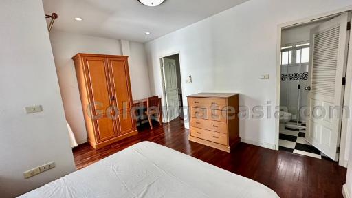 2-Bedroom Single House in small secure compound - Rama IV