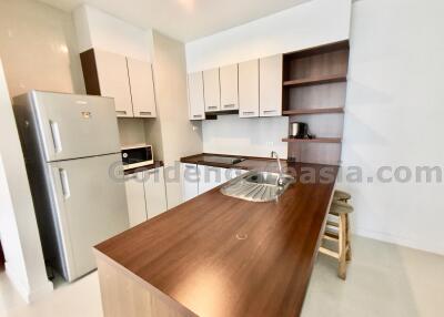 2-Bedrooms corner unit condo on high floor - Sukhumvit soi 11