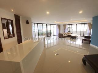 4-Bedroom Fully-furnished family-friendly condo for rent - Sukhumvit Asok BTS