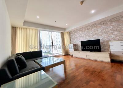 3-Bedrooms spacious modern condo - Sukhumvit soi 24