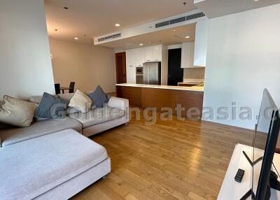 Modern 3-Bedrooms Condo unit just steps away from Phrom Phong BTS