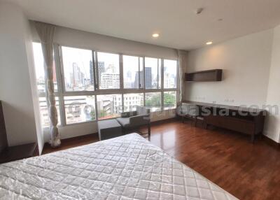 Modern 3-Bedrooms, 3-ensuite Bathrooms plus study room - Asok BTS