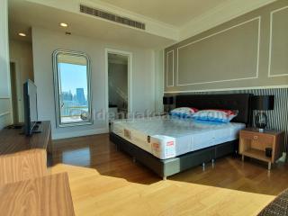 3-Bedrooms condo - Royce Residence - Sukhumvit soi 31