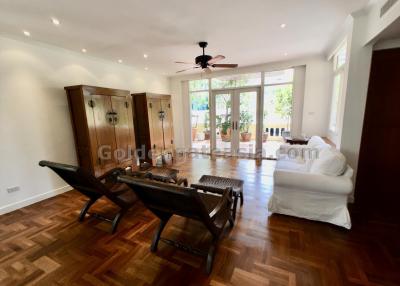 3-Bedrooms single house - Phrom Phong BTS