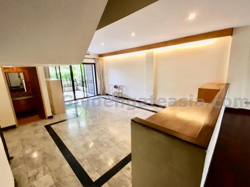 4-Storey, 4-Bedrooms modern Townhouse For Rent - Phrom Pong BTS