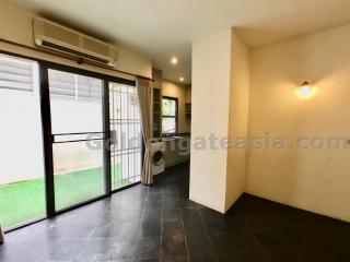 4-Storey, 4-Bedrooms modern Townhouse For Rent - Phrom Pong BTS
