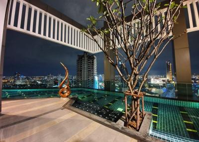 Rhythm Sathorn