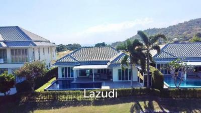 Black Mountain : 3 Bed 3 Bath Pool Villa