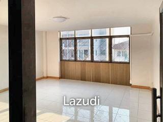 Home office for sale in Huaykwang