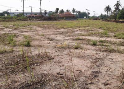 Land available in Bang Lamung L011536