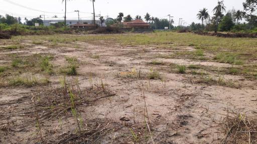 Land available in Bang Lamung L011536