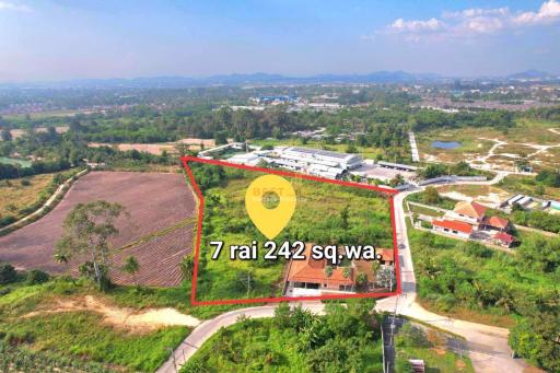 Land available in Bang Lamung L011536