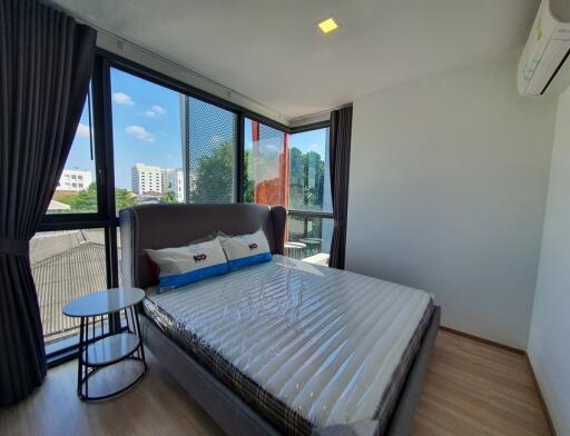 Taka Haus  2 Bed Condo For Rent in Ekkamai