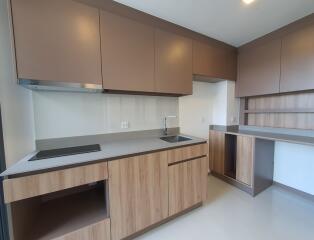 Taka Haus  2 Bed Condo For Rent in Ekkamai