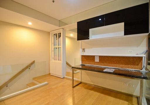 Villa Asoke  1 Bedroom Duplex Condo For Rent And Sale