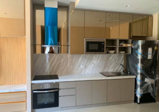 2 Bedroom Condo For Rent in Noble Ploenchit