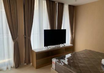 2 Bedroom Condo For Rent in Noble Ploenchit