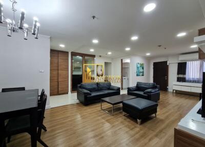 Baan Suanpetch  2 Bedroom Condo For Rent in Sukhumvit 39