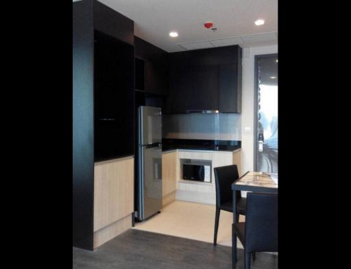 1 Bedroom For Rent in The Edge Sukhumvit 23