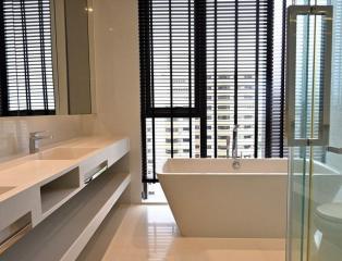 2 Bedroom Condo For Rent in Vittorio Sukhumvit 39