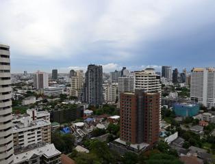 2 Bedroom Condo For Rent in Vittorio Sukhumvit 39