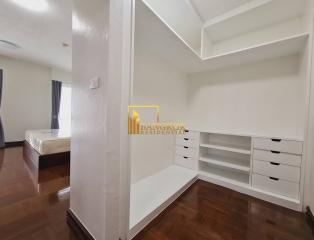 3 Bedroom Chidlom Apartment For Rent
