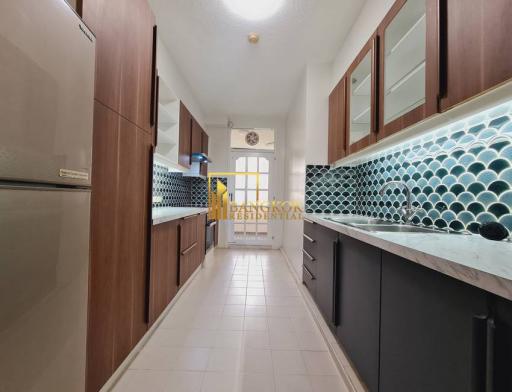 3 Bedroom Chidlom Apartment For Rent