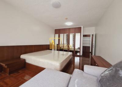 3 Bedroom Chidlom Apartment For Rent