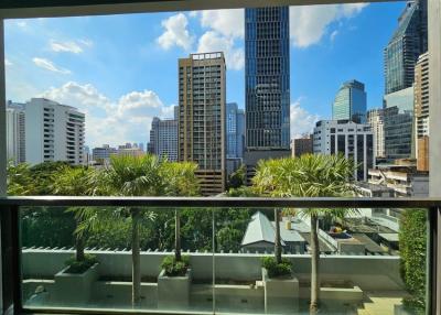 The Address 28  1 Bedroom Condo For Sale Phrom Phong