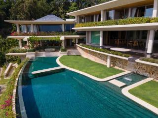 5 Bedrooms Sea View Villa With Private Pool For Sale In Kamala Phuket