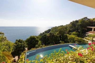 5 Bedrooms Sea View Villa With Private Pool For Sale In Kamala Phuket