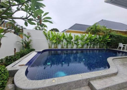 3 Bedrooms Villa  326 sqm. With Private Pool For Sale In Rawai Phuket