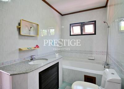 Permsup Village – 3 bed 3 bath in East Pattaya PP10096