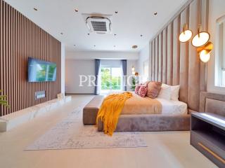 Grand Thunyawan Home 1 – 5 bed 5 bath in South Pattaya PP10062