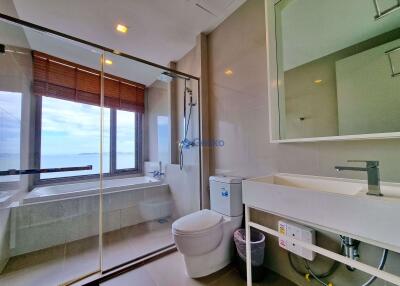 3 Bedrooms Condo in Baan Plai Haad Pattaya Wongamat C006164