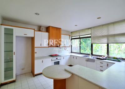 Private House – 6 bed 6 bath in Pratamnak PP9964