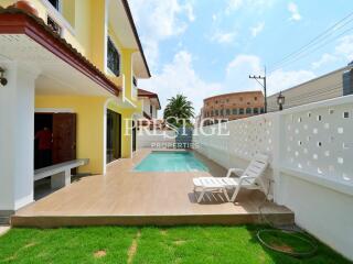 Eakmongkol Thepprasit – 5 bed 3 bath in Jomtien PP9934