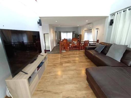 ️ #SanKamphaeng zone, selling 7.7 Mb.  199.2 sqw. 3 beds, 3 baths, a large 2-storey house #with furniture #Adjacent to Louis Intersection Adjacent to the main road only 200 meters