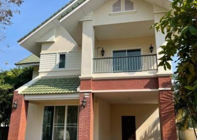 ️️For​ Sale​ 9.3 MB.#Beautiful house for sale  located​ #HangDong​ District​ Near​ #BigC Maehia #Fully​ furnitured​ #ready​ to​ move​ in​ Near #Rajaprueak Royal Park
