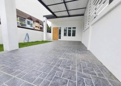 ️️#PaDaet zone for sale 2.1 Mb.​ 32 sqw. 3 beds 2 baths #Mueang District #Townhome New #renovation #Ready to move in Near Chiang Mai #Airport
