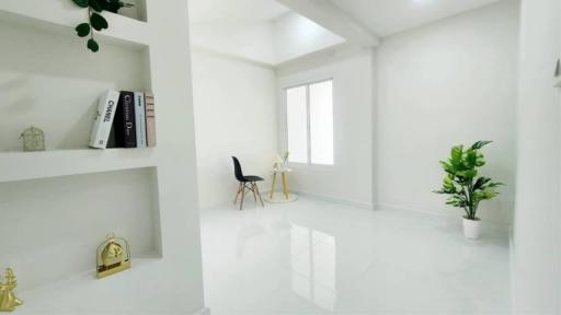 ️️Great price, only 2.29 mb. 1-storey twin house 35 sqw. #MaeHia #Mueang District #Full furniture #ready to move in. #Good location, convenient transportation Near the #airport