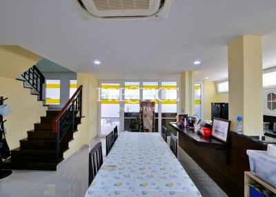 Midtown Villa – 4 bed 5 bath in Central Pattaya PP9824