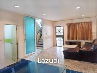 4 Bed 144 SQ.M 3 Storey Townhome on Ladprao Road