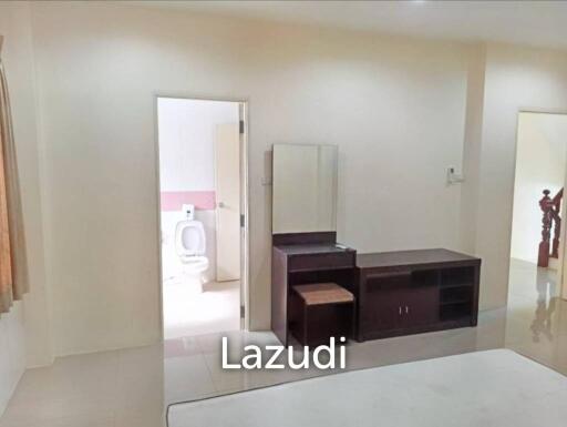 4 Bed 144 SQ.M 3 Storey Townhome on Ladprao Road