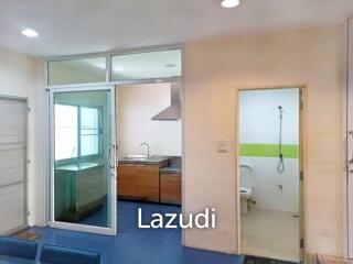 4 Bed 144 SQ.M 3 Storey Townhome on Ladprao Road