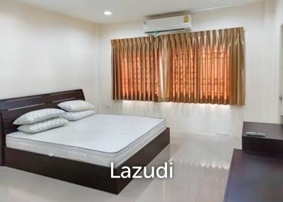 4 Bed 144 SQ.M 3 Storey Townhome on Ladprao Road