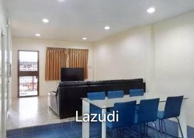 4 Bed 144 SQ.M 3 Storey Townhome on Ladprao Road