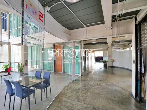 Business Center Building for sale in Jomtien PP9783