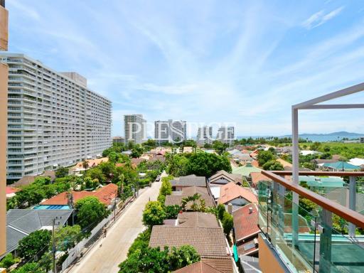 Business Center Building for sale in Jomtien PP9783